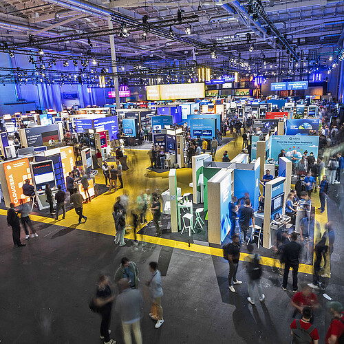 AWS Summit 2025 - Expo AWS Summit 2025 - Expo