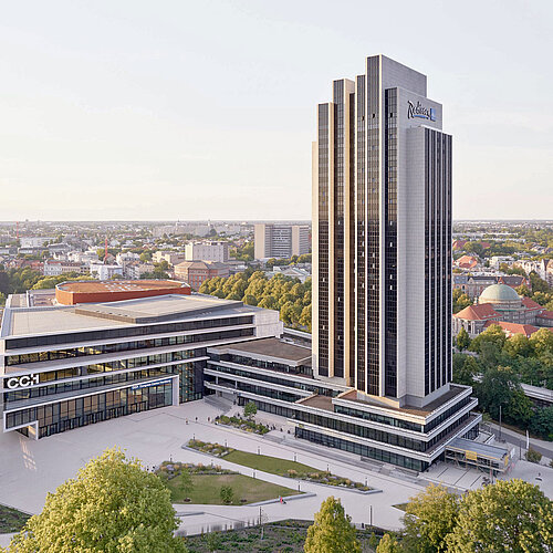 Hamburg: CCH und Radisson Blu Hotel