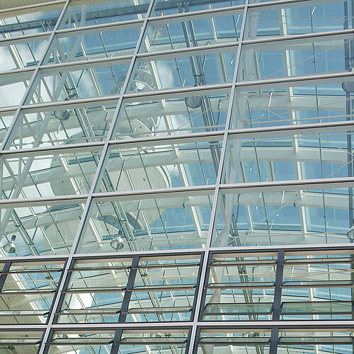 Hamburg Messe - atrium between hall A1 and A4