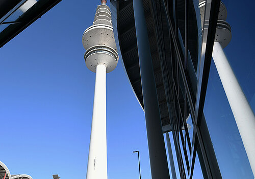 Hamburg Messe: Fassade und Fernsehturm