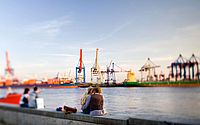 Hamburg, Containerhafen Övelgönne